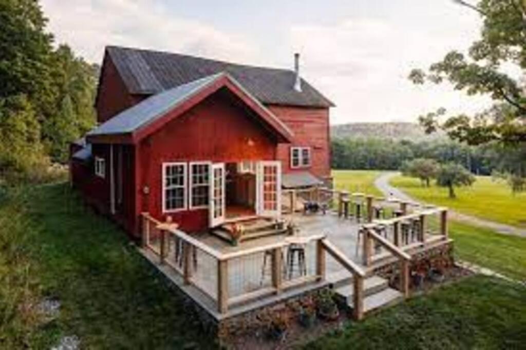 Charming 120-Year-Old Farmhouse By The Creek. Starlight Exteriér fotografie